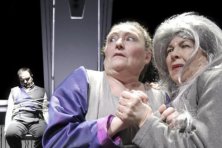 Teatro: "La conjura de los idiotas"